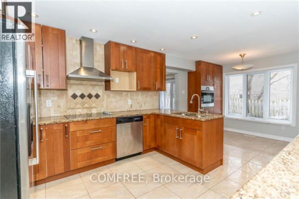 152 Twyford Street, Ottawa, Ontario K1V 0V7 (28722472) - Image 10