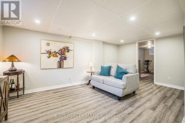30 Glen Park Drive, Ottawa, Ontario K1B 3Z2 (28740334) - Image 32