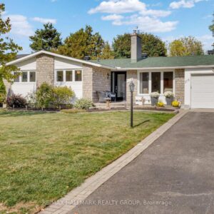 118 Queensline Drive, Ottawa, Ontario K2H 7J5 (28989053)